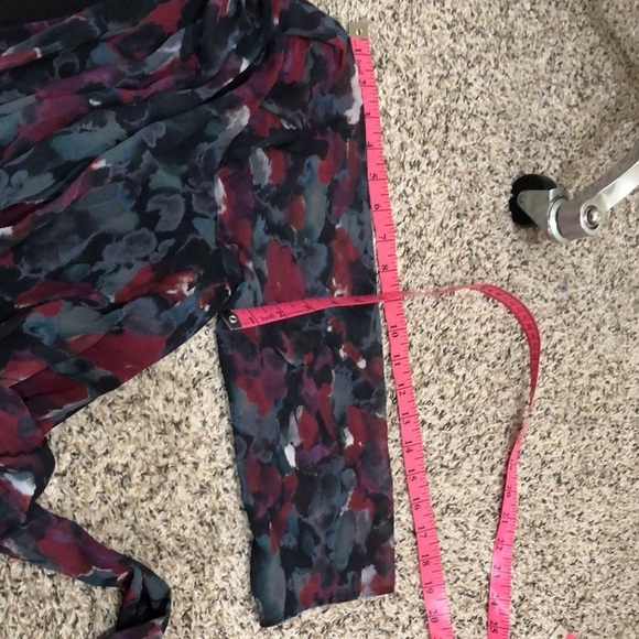 Badgley Mischka Pleated Floral Gown Size 12 Gray Black Burgundy - Picture 11 of 12